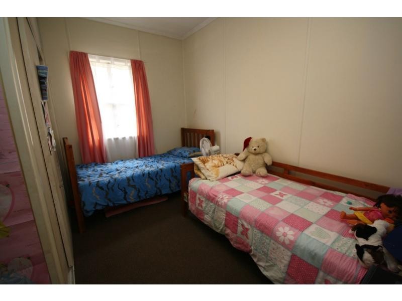 60 Bell Street, Woody Point QLD 4019