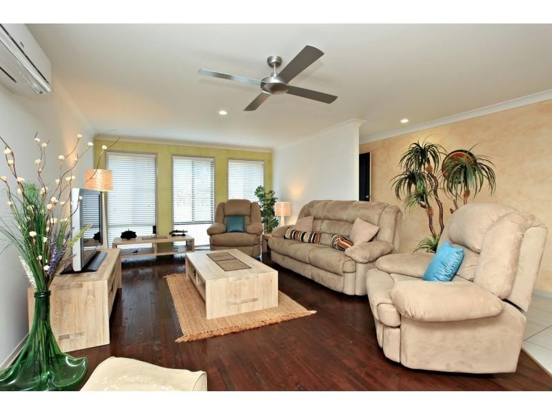 2/25 Stamp Street, Deception Bay QLD 4508