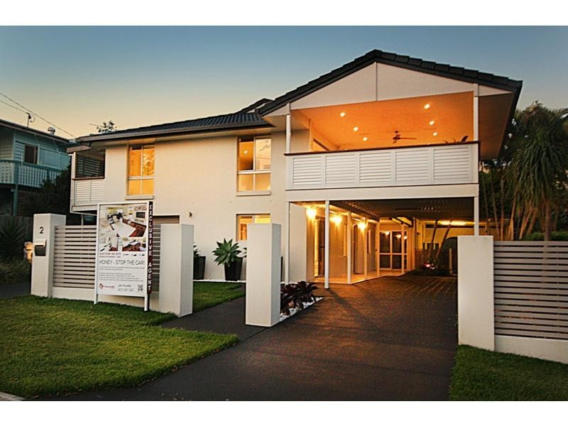 2 Arthur Street, Woody Point QLD 4019