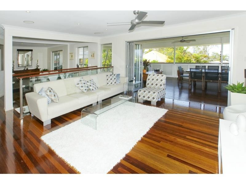 2 Arthur Street, Woody Point QLD 4019