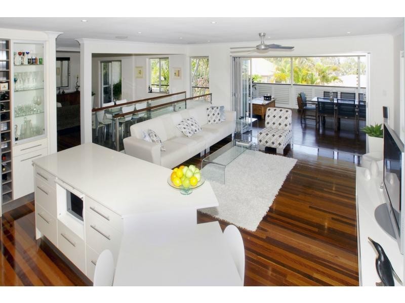 2 Arthur Street, Woody Point QLD 4019