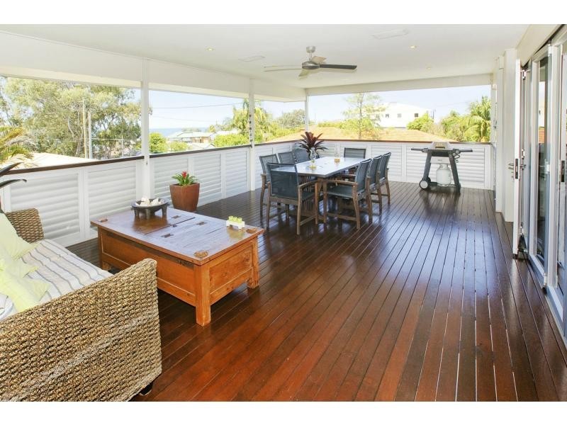 2 Arthur Street, Woody Point QLD 4019