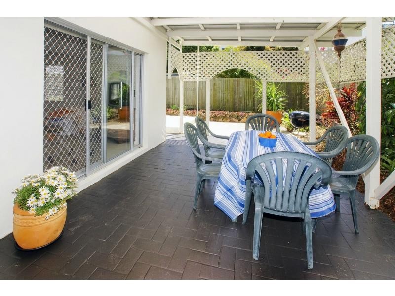 2 Arthur Street, Woody Point QLD 4019