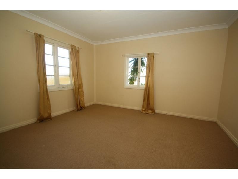 2/36 Langdon Avenue, Margate QLD 4019