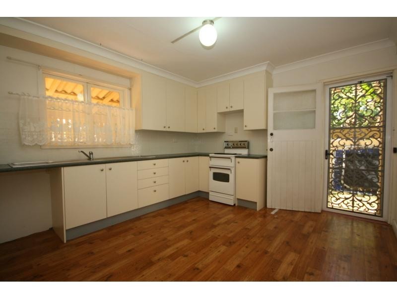 2/36 Langdon Avenue, Margate QLD 4019