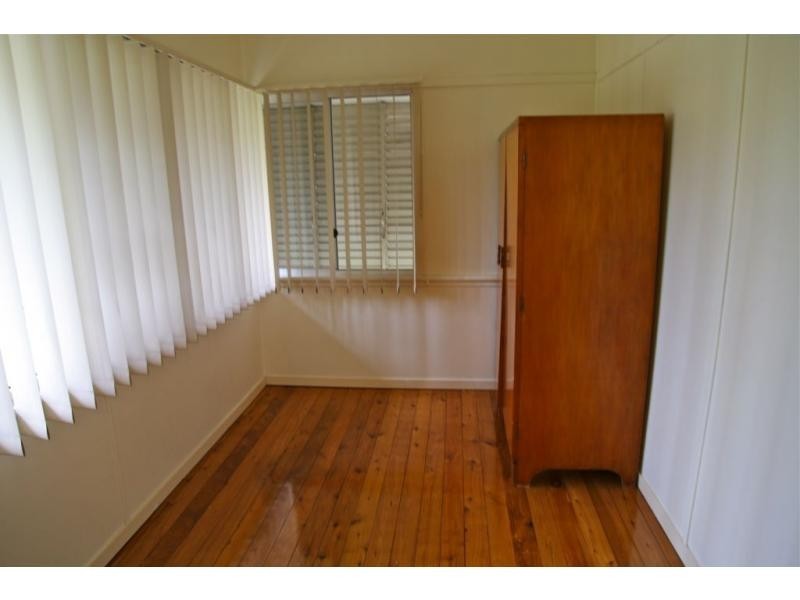 58 Anzac Avenue, Redcliffe QLD 4020