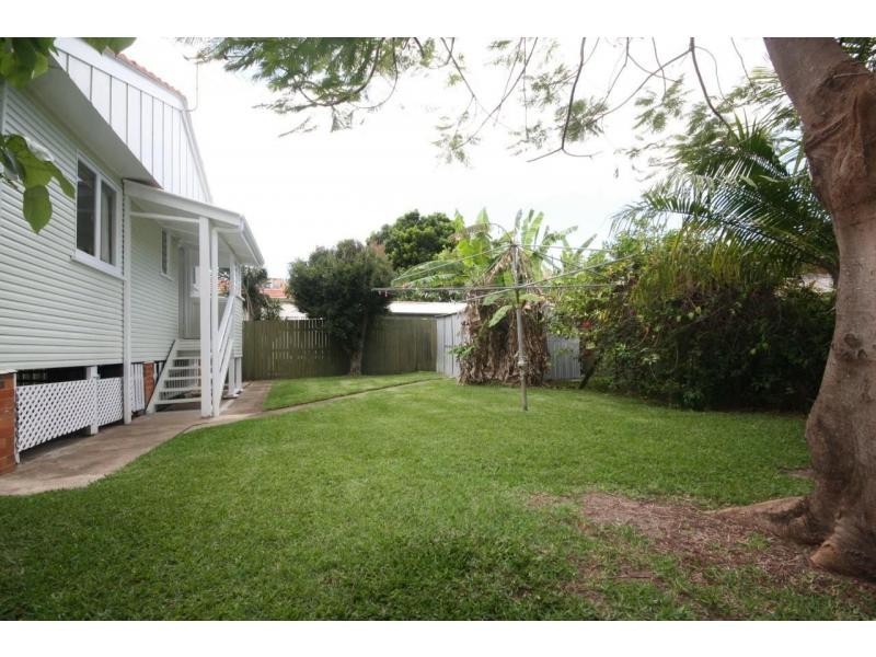 13a Robertson Avenue, Margate QLD 4019