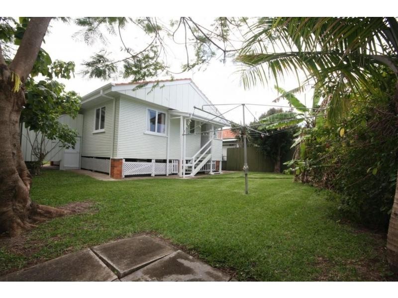 13a Robertson Avenue, Margate QLD 4019