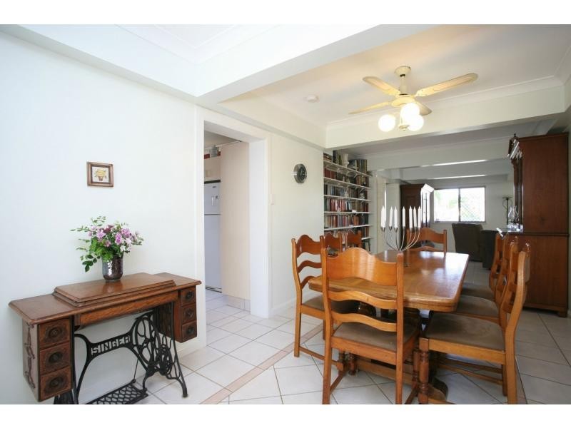 78 King Street, Woody Point QLD 4019