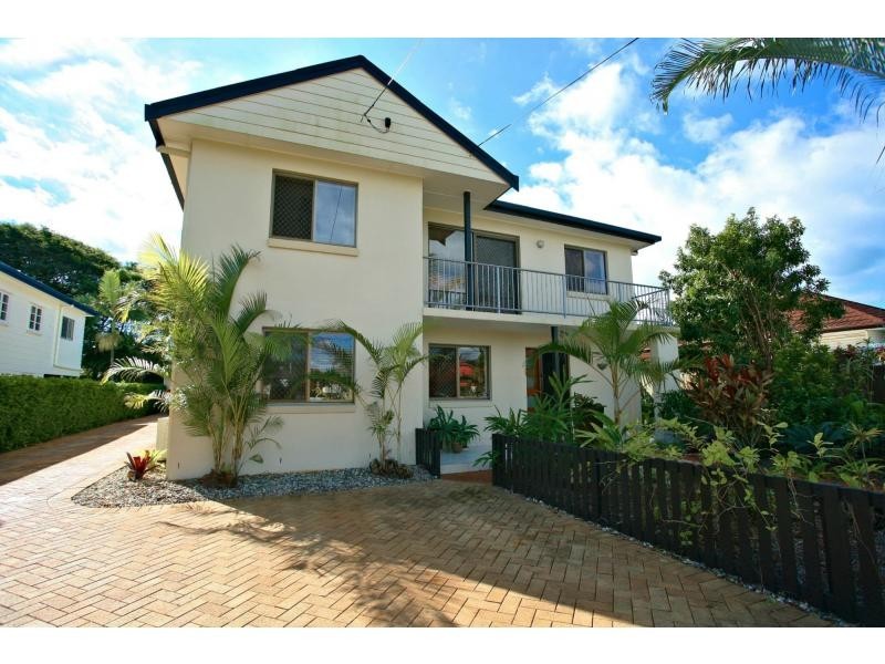 78 King Street, Woody Point QLD 4019
