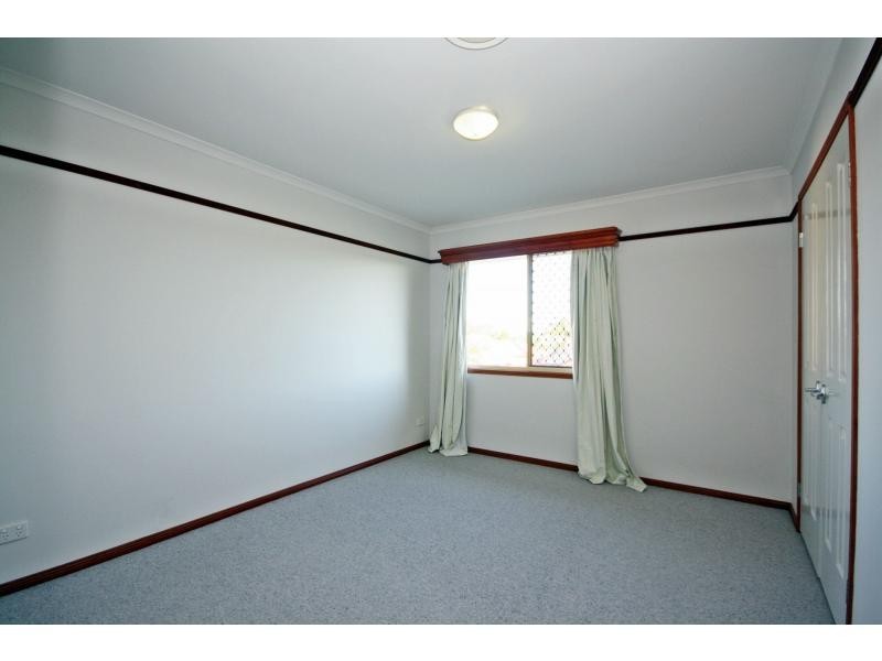 1 Mariner Court, Newport QLD 4020