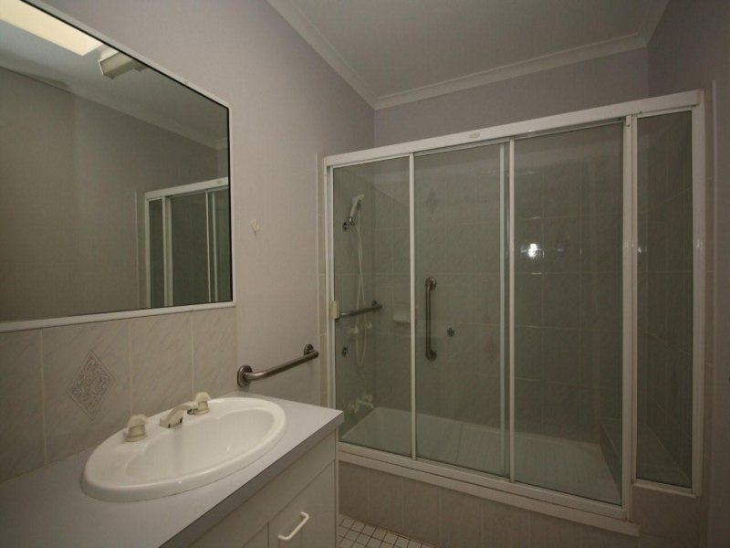 Unit 4/3 Belvedere Street, Clontarf QLD 4019