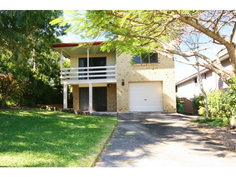 9 Windsor Avenue, Moffat Beach QLD 4551
