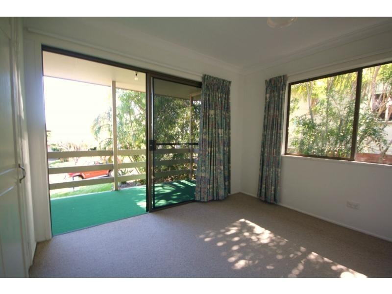 9 Windsor Avenue, Moffat Beach QLD 4551