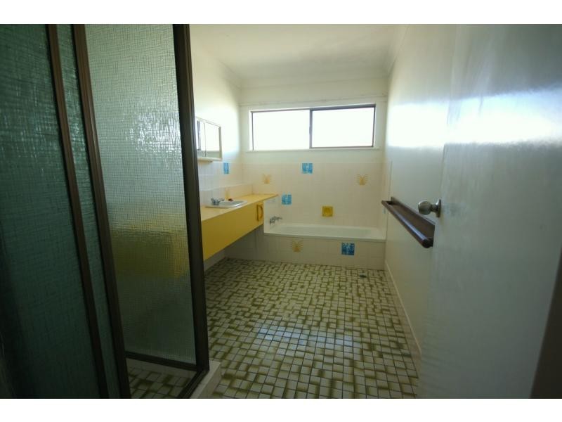 9 Windsor Avenue, Moffat Beach QLD 4551