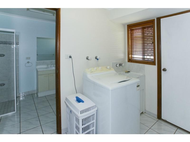 11 Kareela Court, Kippa-ring QLD 4021