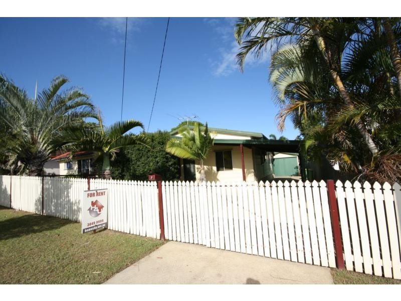 7 Vernon Street, Clontarf QLD 4019