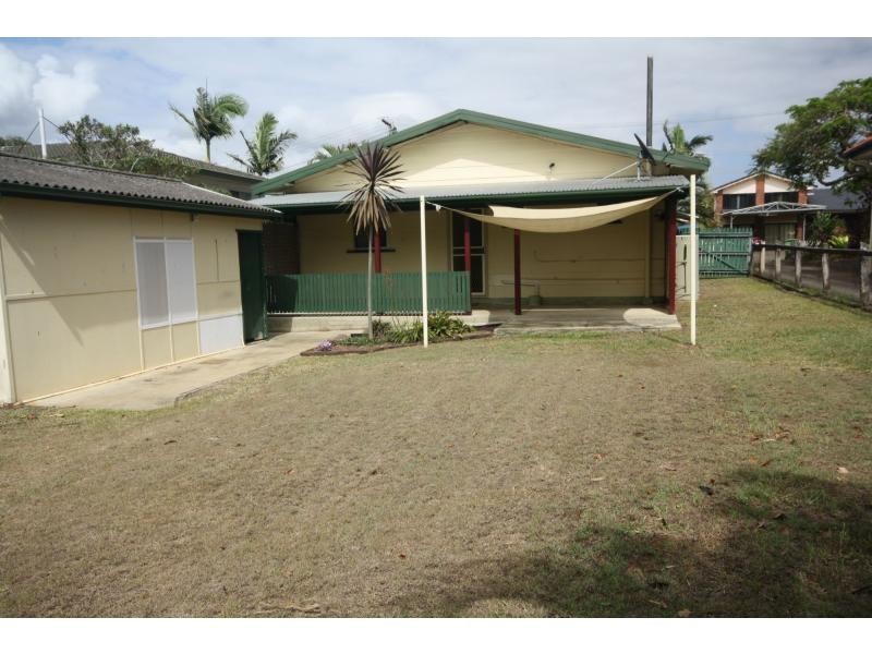 7 Vernon Street, Clontarf QLD 4019