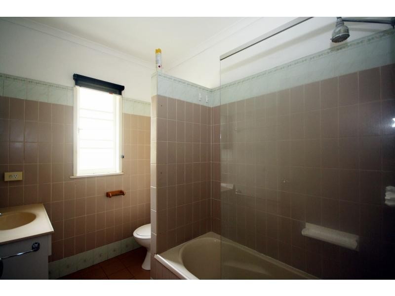 14 Bank Street, Margate QLD 4019