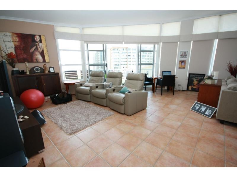 31/77 Marine Parade, Redcliffe QLD 4020