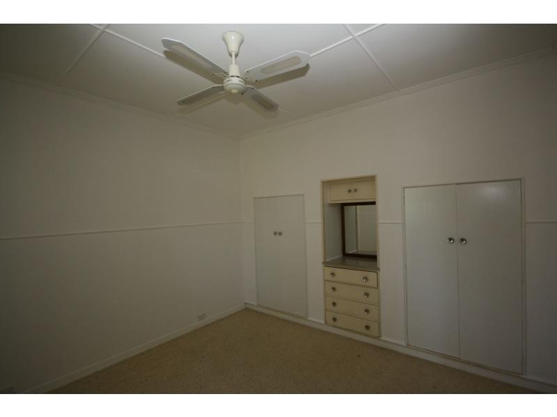 123 Prince Edward Parade North, Scarborough QLD 4020