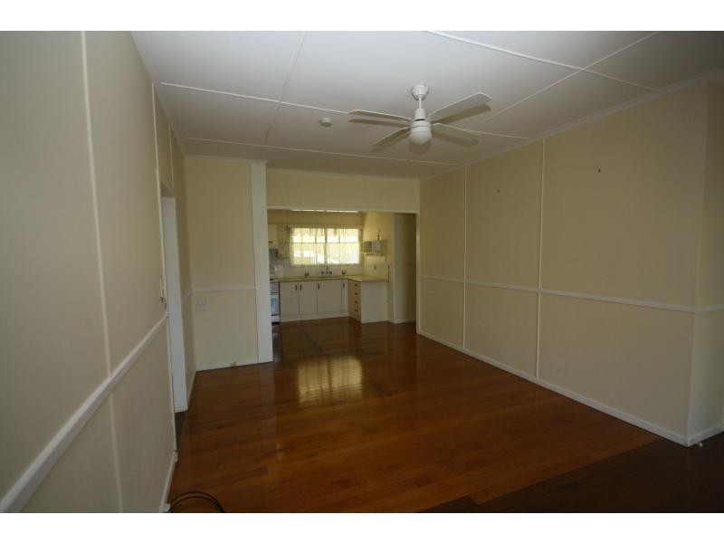 123 Prince Edward Parade North, Scarborough QLD 4020