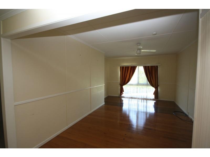 123 Prince Edward Parade North, Scarborough QLD 4020