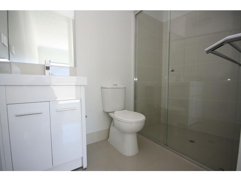 Unit 3/2 Beaconsfield Terrace, Margate QLD 4019