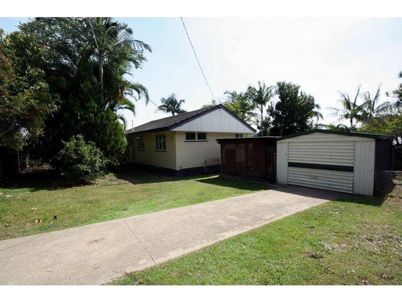 19 Pownall Crescent, Margate QLD 4019