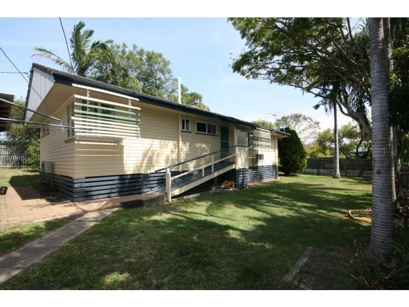 19 Pownall Crescent, Margate QLD 4019