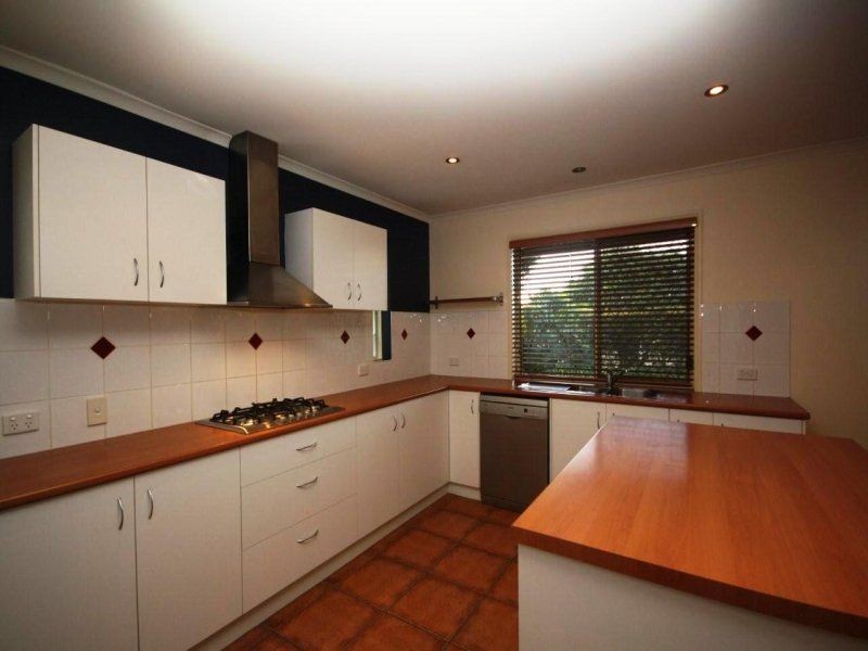 143 Main Avenue, Wavell Heights QLD 4012