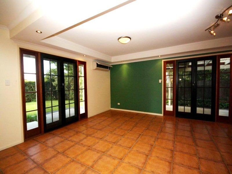 143 Main Avenue, Wavell Heights QLD 4012