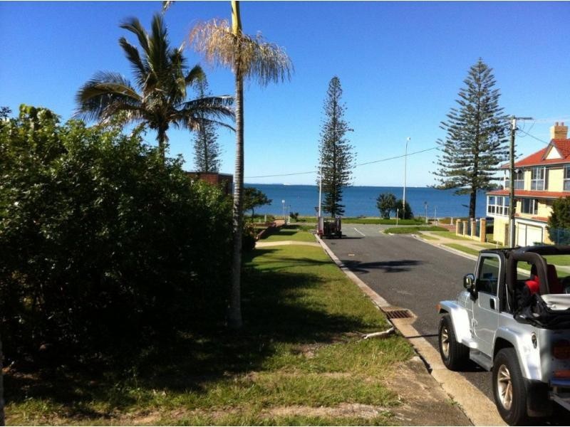 2 Eveline Street, Margate QLD 4019