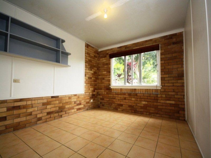 9 North Quay Street, Scarborough QLD 4020