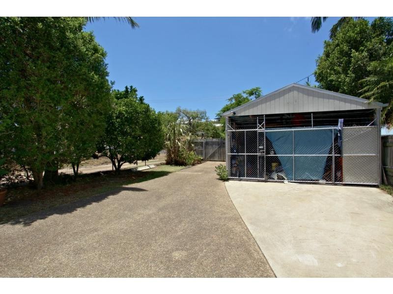 25 Thurecht Parade, Scarborough QLD 4020