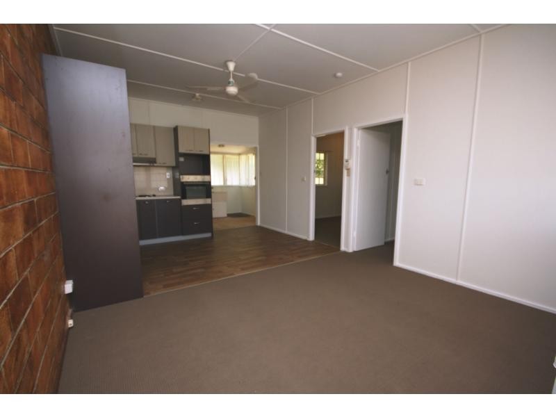 2/3 Alma Court, Margate QLD 4019