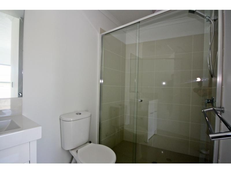 Unit 3/2 Beaconsfield Terrace, Margate QLD 4019