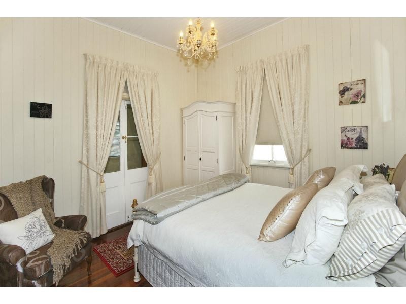 116 King Street, Woody Point QLD 4019