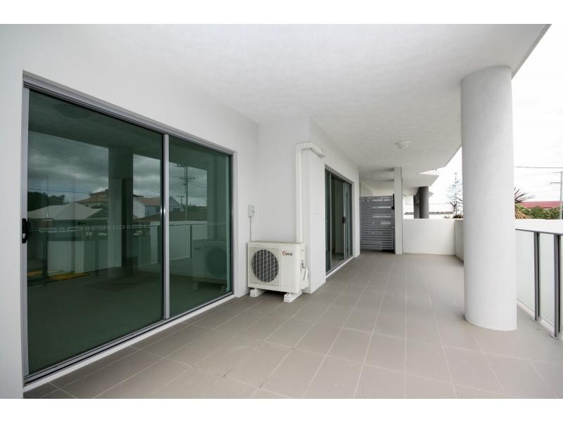 Unit 4/2 Beaconsfield Street, Margate QLD 4019