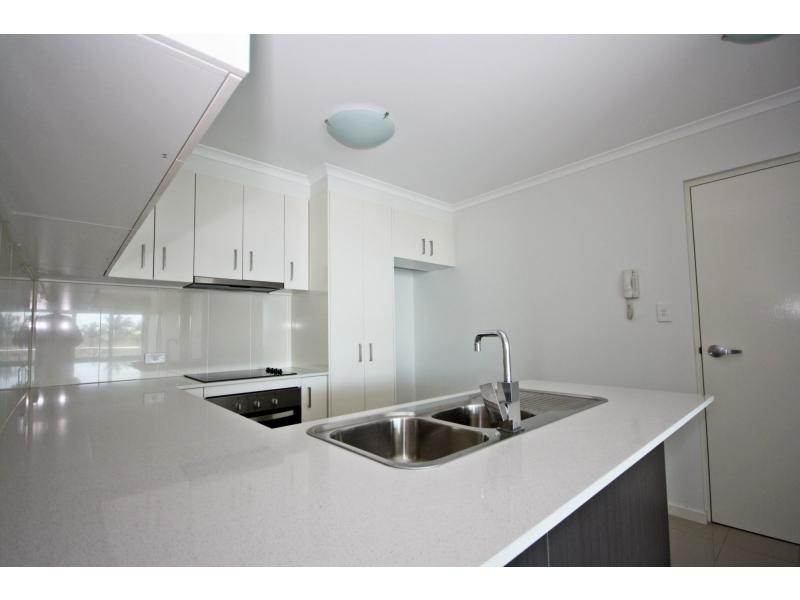 Unit 6/2 Beaconsfield Street, Margate QLD 4019