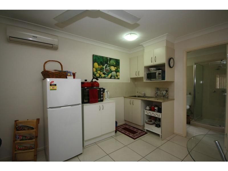 15 Valerie Street, Clontarf QLD 4019