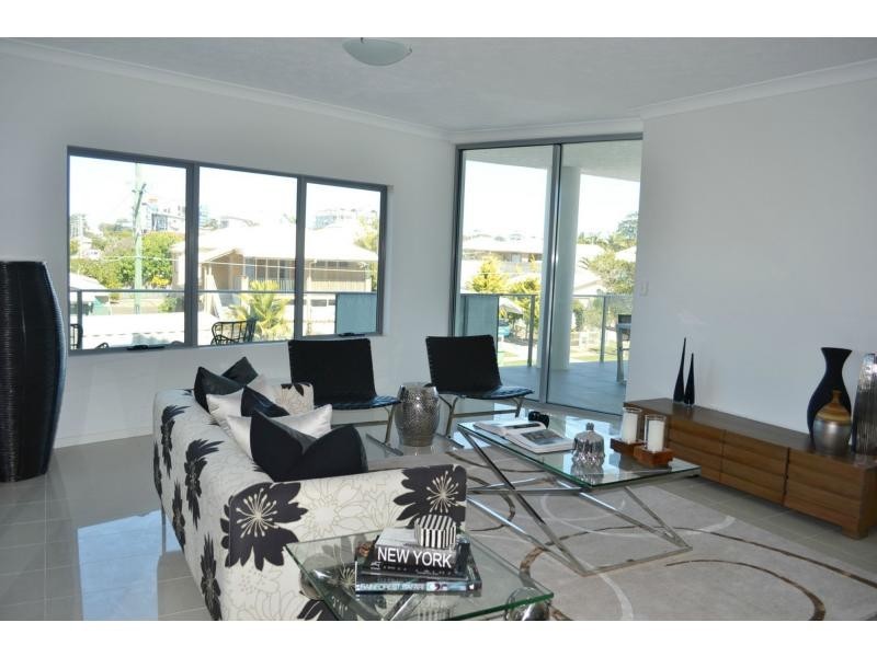 Unit 8/2 Beaconsfield Street, Margate QLD 4019