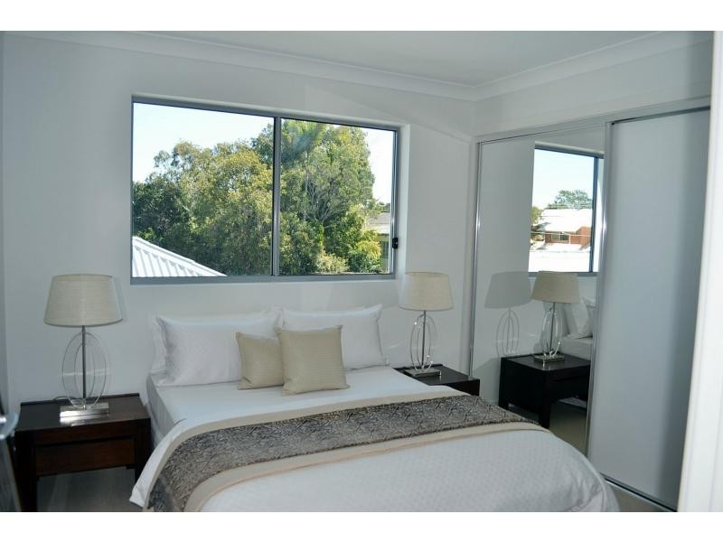 Unit 8/2 Beaconsfield Street, Margate QLD 4019