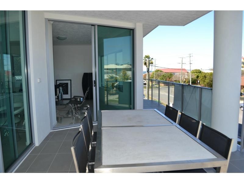 Unit 8/2 Beaconsfield Street, Margate QLD 4019