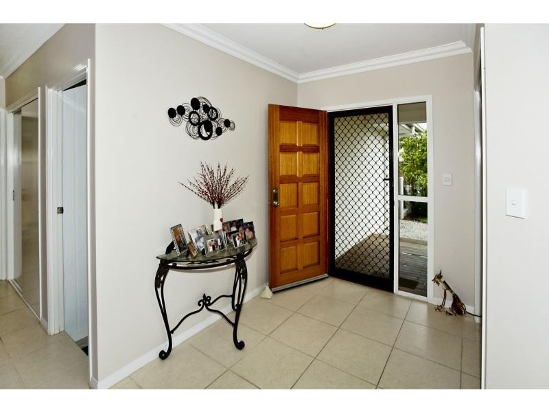 23 Lionheart Crescent, Newport QLD 4020