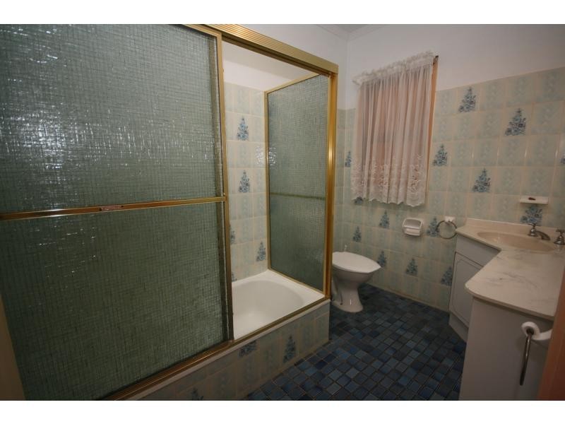 13 Central Avenue, Scarborough QLD 4020