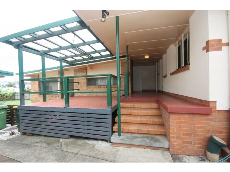 13 Central Avenue, Scarborough QLD 4020