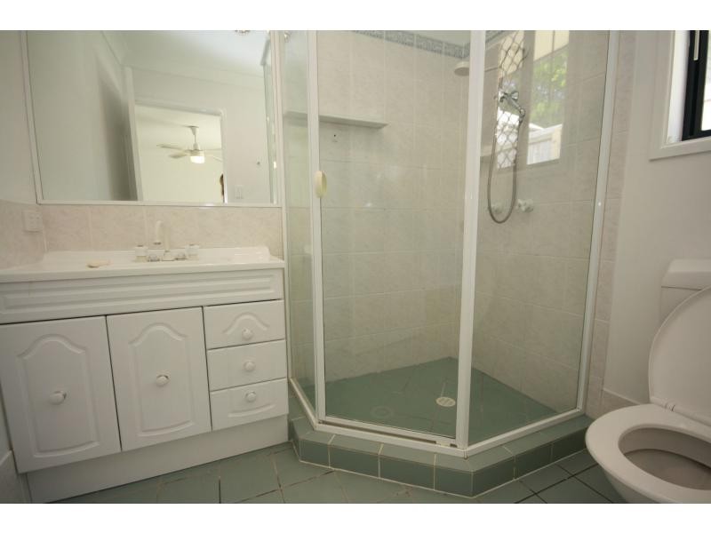 16 Lucas Street, Scarborough QLD 4020