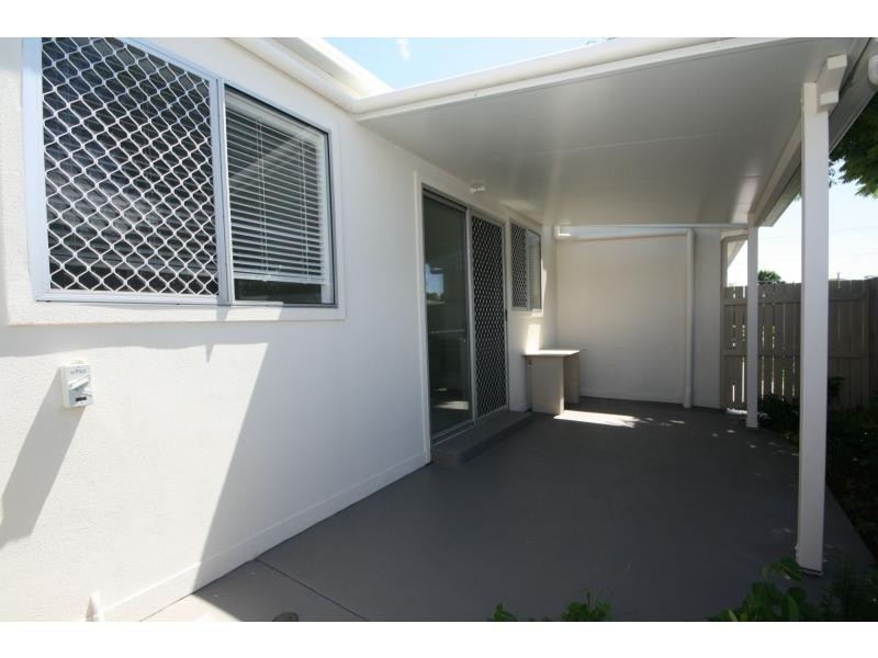 2/564 Oxley Avenue West, Scarborough QLD 4020
