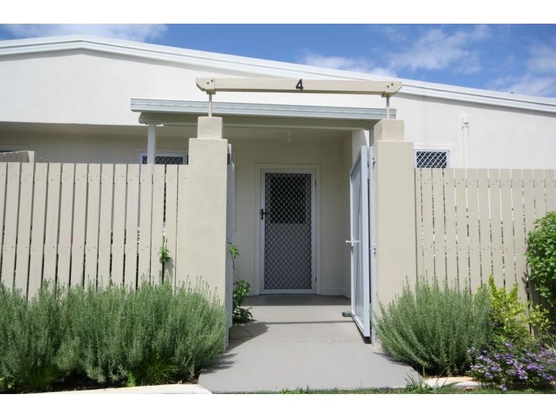 4/564 Oxley Avenue West, Scarborough QLD 4020